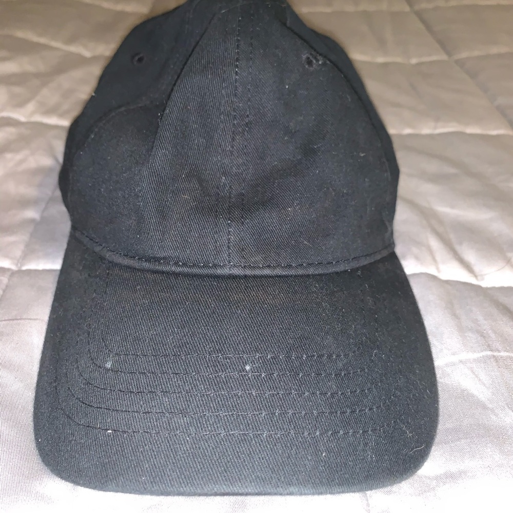 Assorted Baseball Caps - Picture 6 of 7